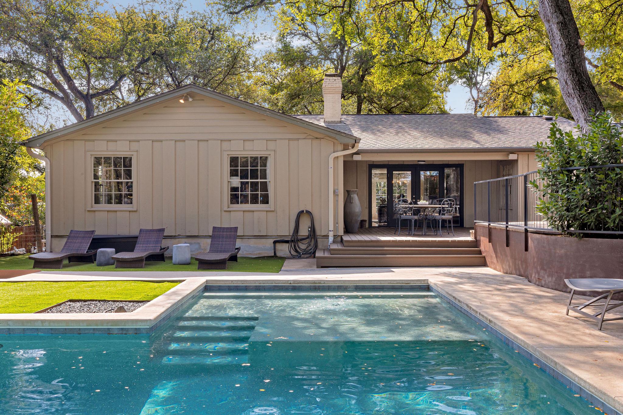 2700 Rockingham Dr, Austin, TX 78704