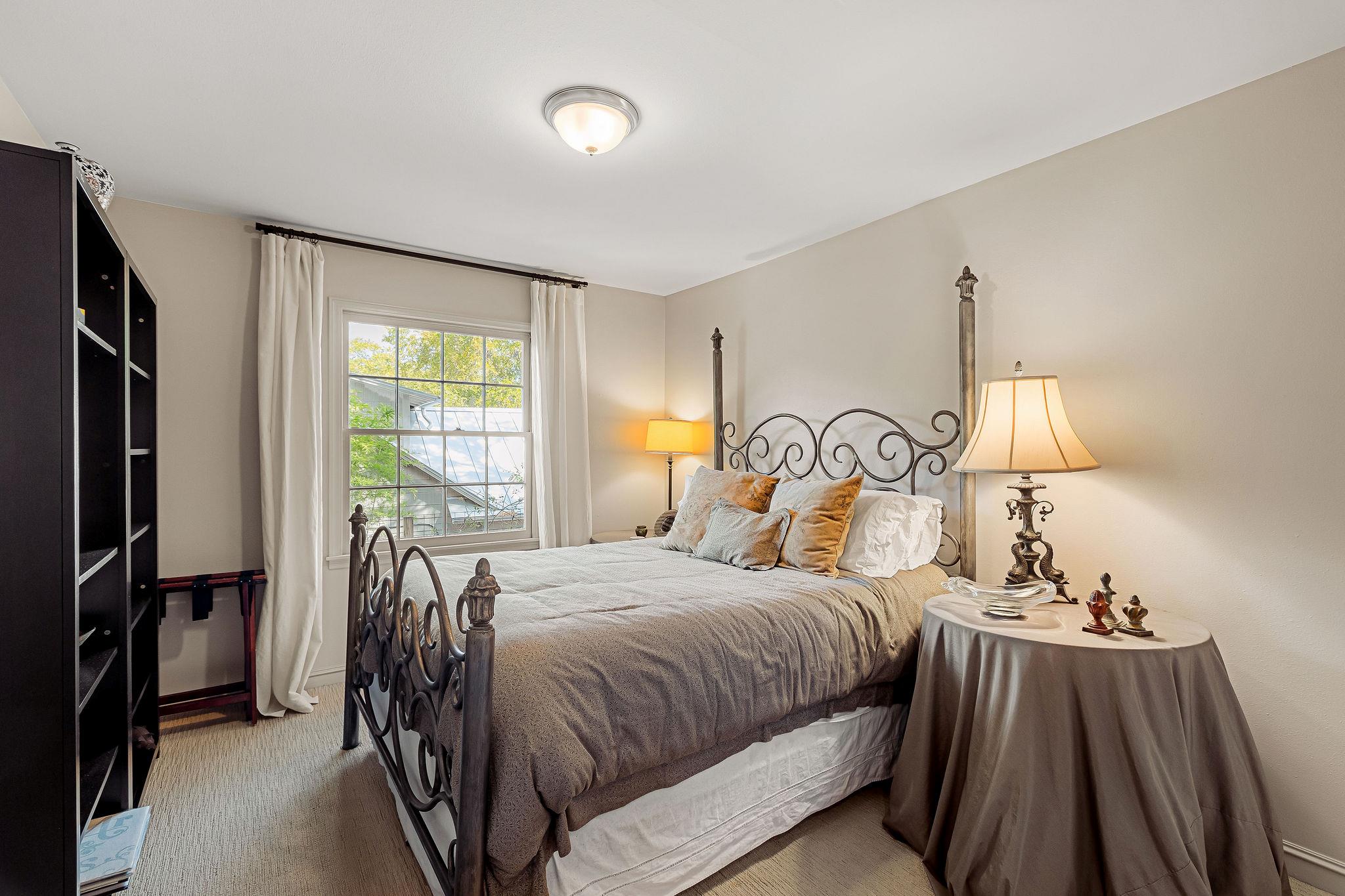 2700 Rockingham Dr, Austin, TX 78704