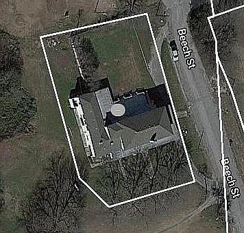 1102 Beech St, Taylor, TX 76574