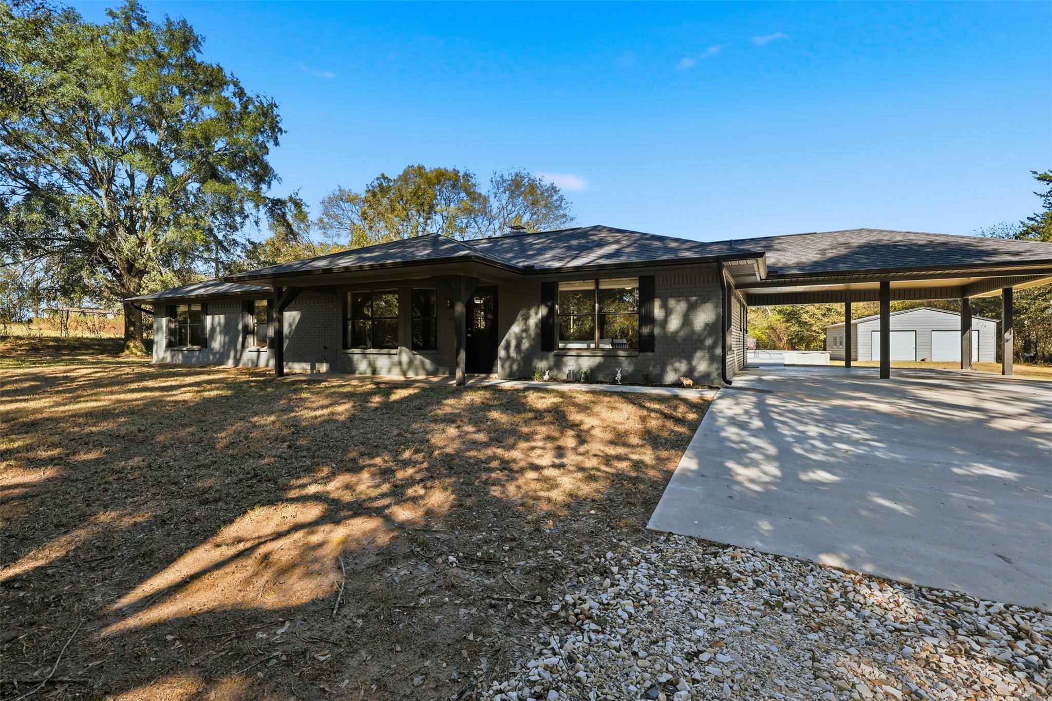 673 County Road 4895, Winnsboro, TX 75494