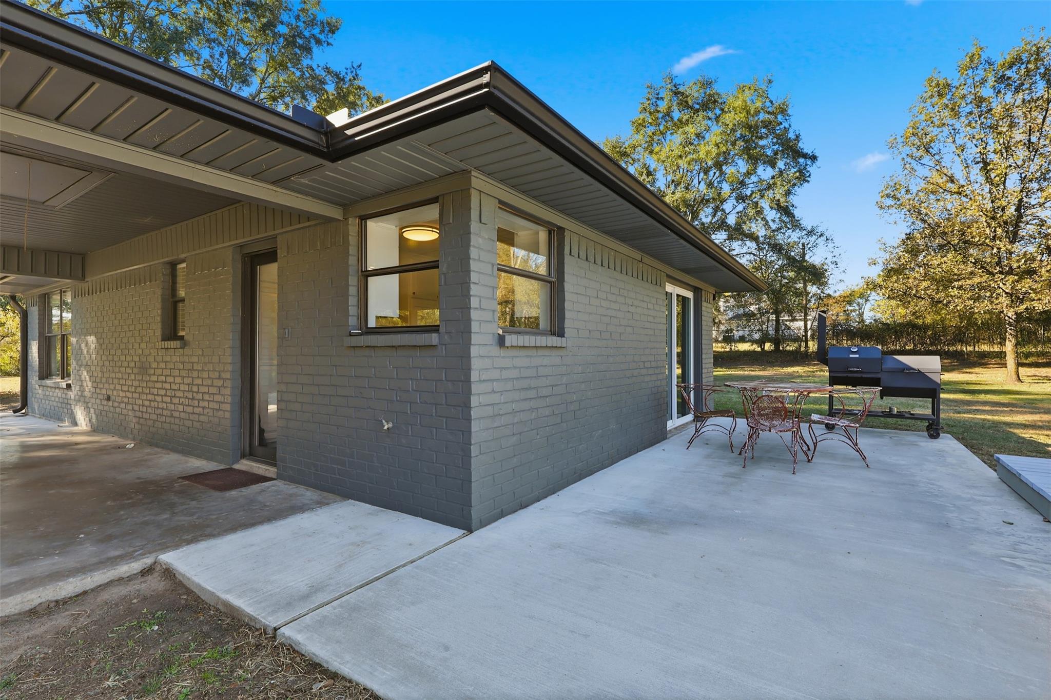 673 County Road 4895, Winnsboro, TX 75494