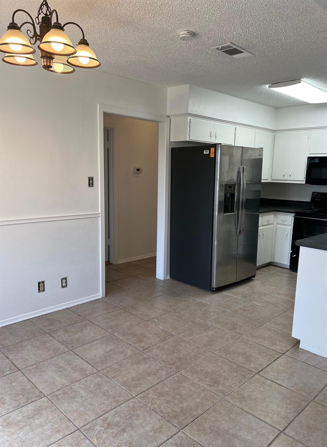 8607 Colonial Dr, Austin, TX 78758