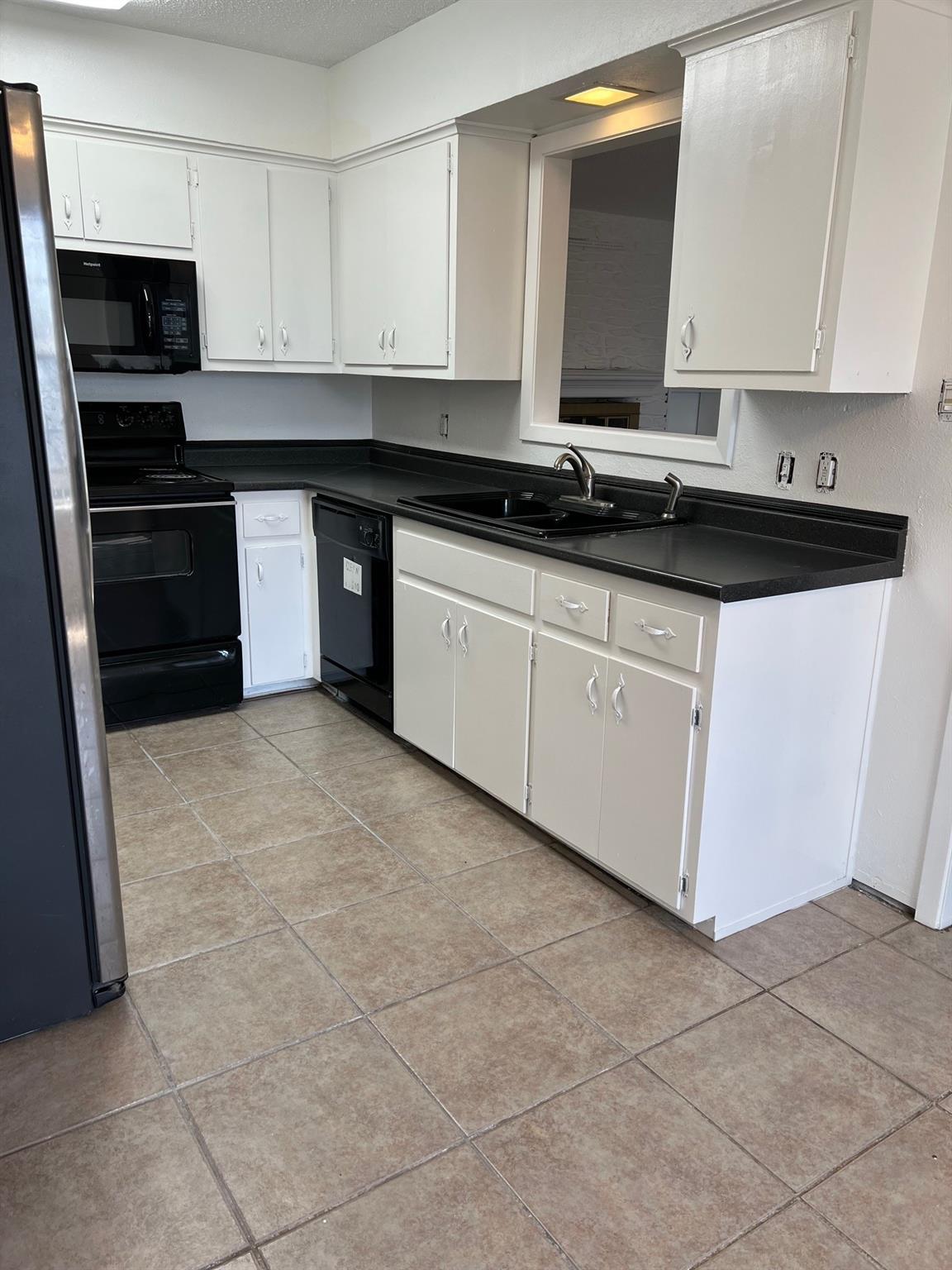 8607 Colonial Dr, Austin, TX 78758