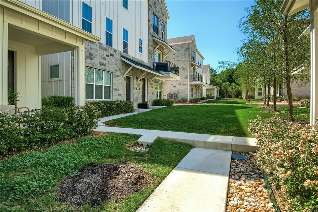 2624 Metcalfe Rd # 7, Austin, TX 78741