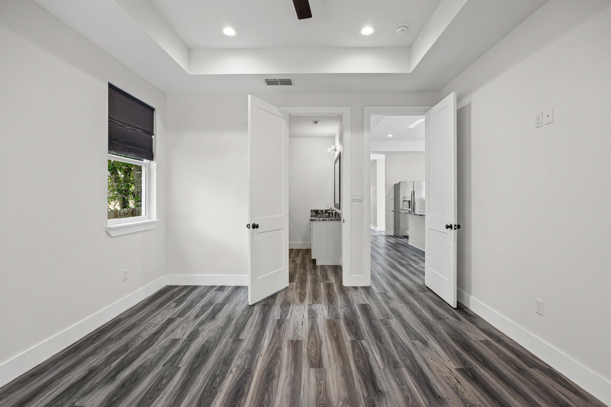 813 Chihuahua St, Lockhart, TX 78644