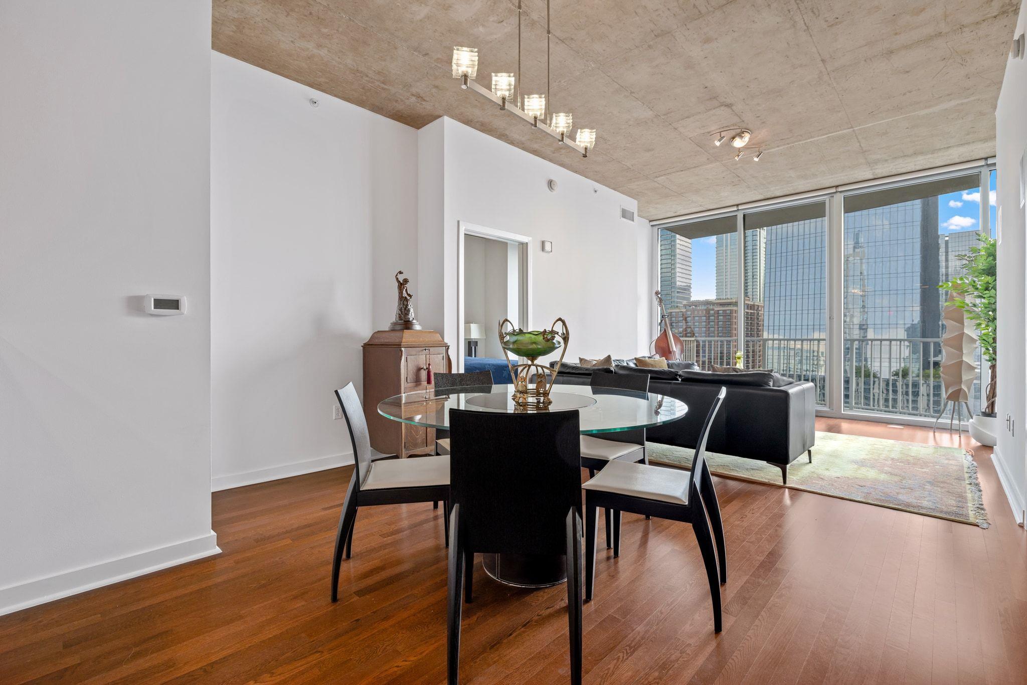 360 Nueces St # 2105, Austin, TX 78701