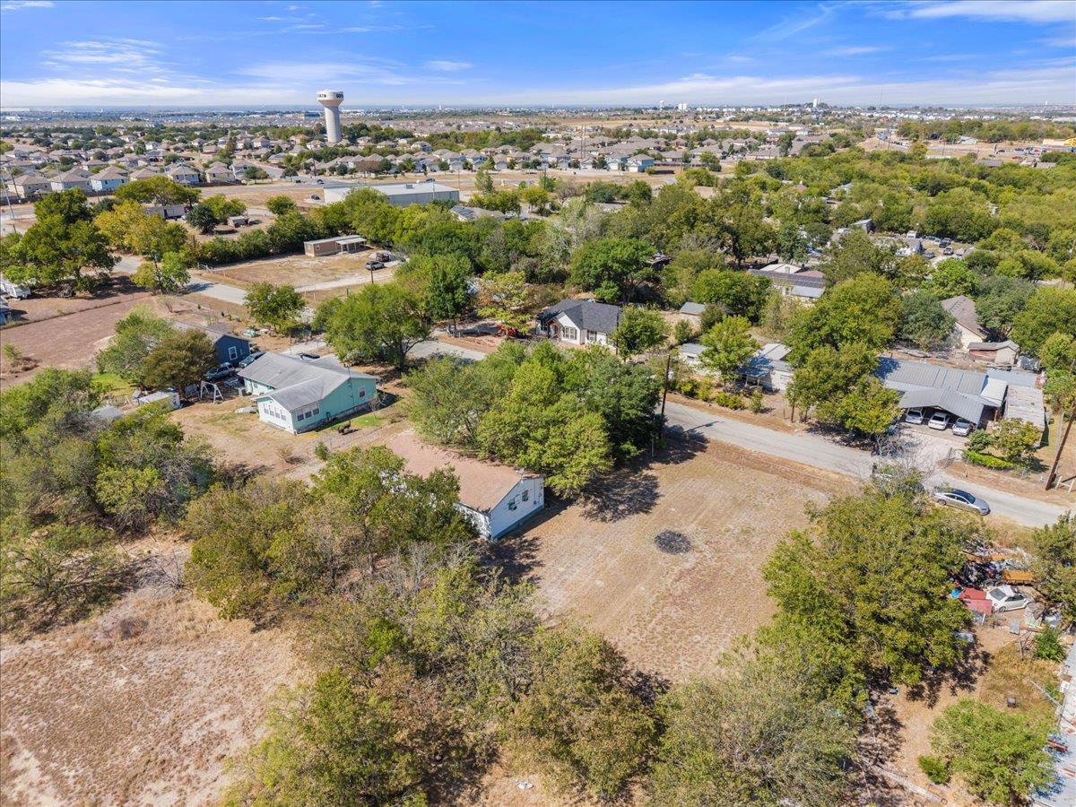 200 Prairie Cir, Buda, TX 78610