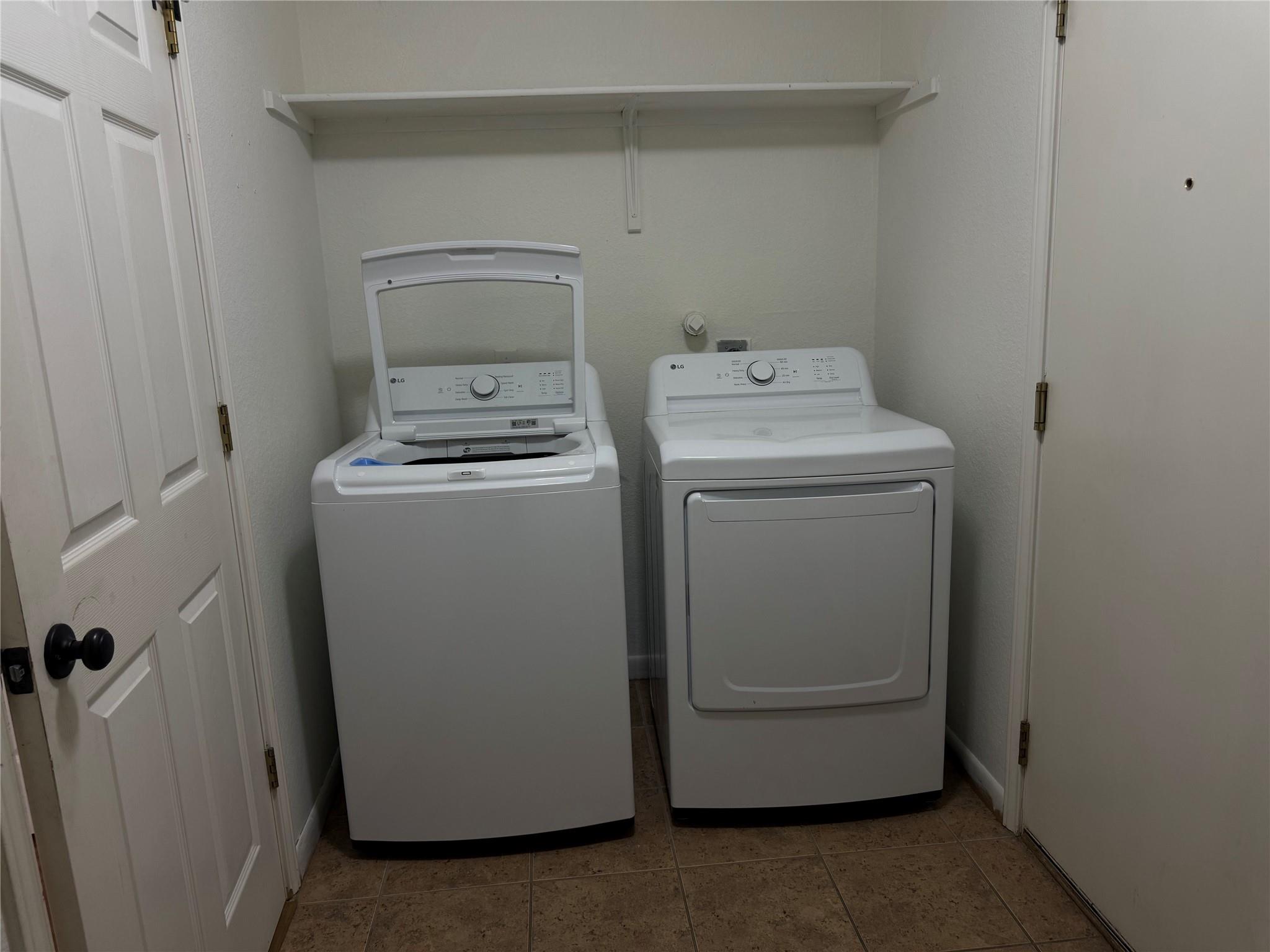 808 Sunflower Dr, Pflugerville, TX 78660