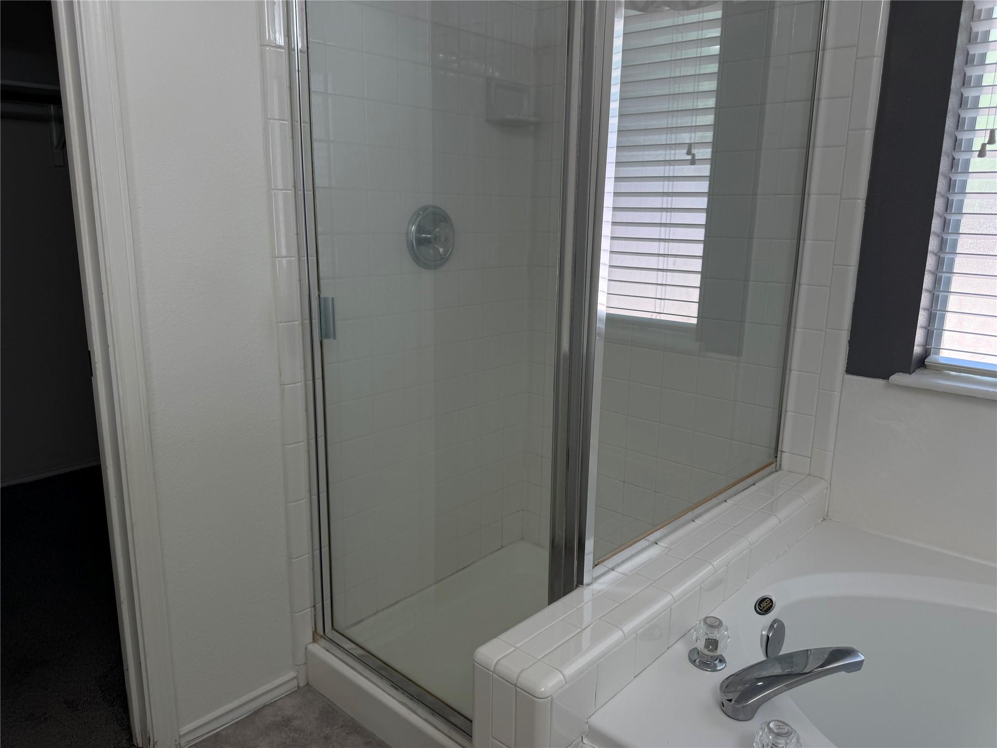 808 Sunflower Dr, Pflugerville, TX 78660