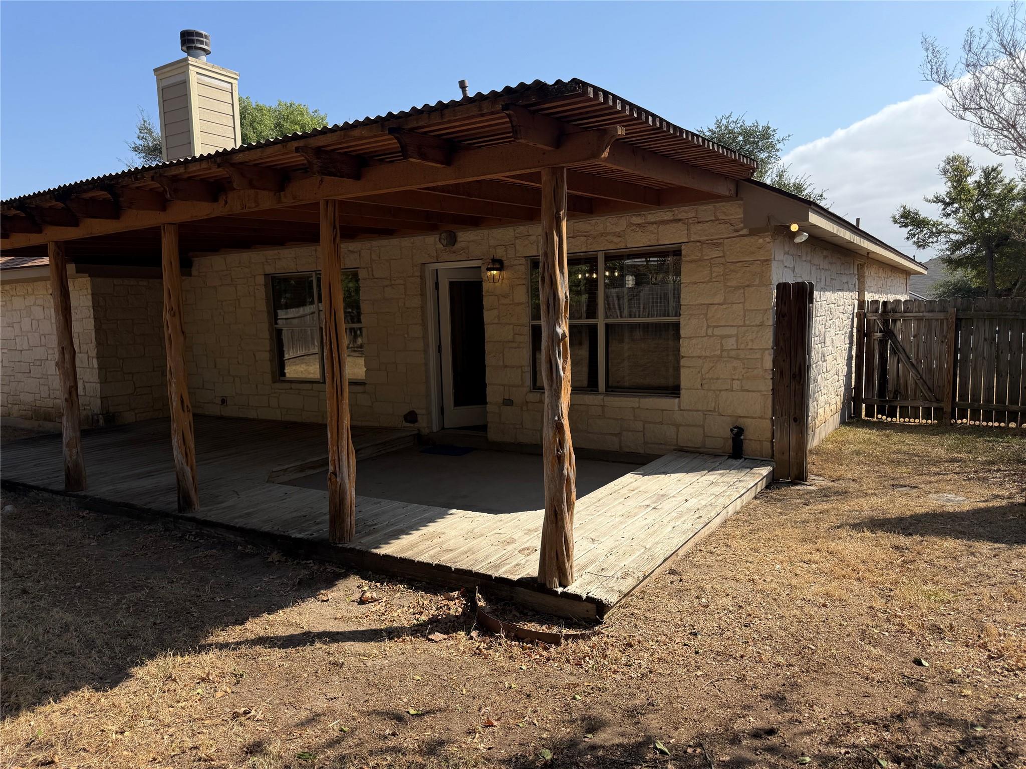 808 Sunflower Dr, Pflugerville, TX 78660