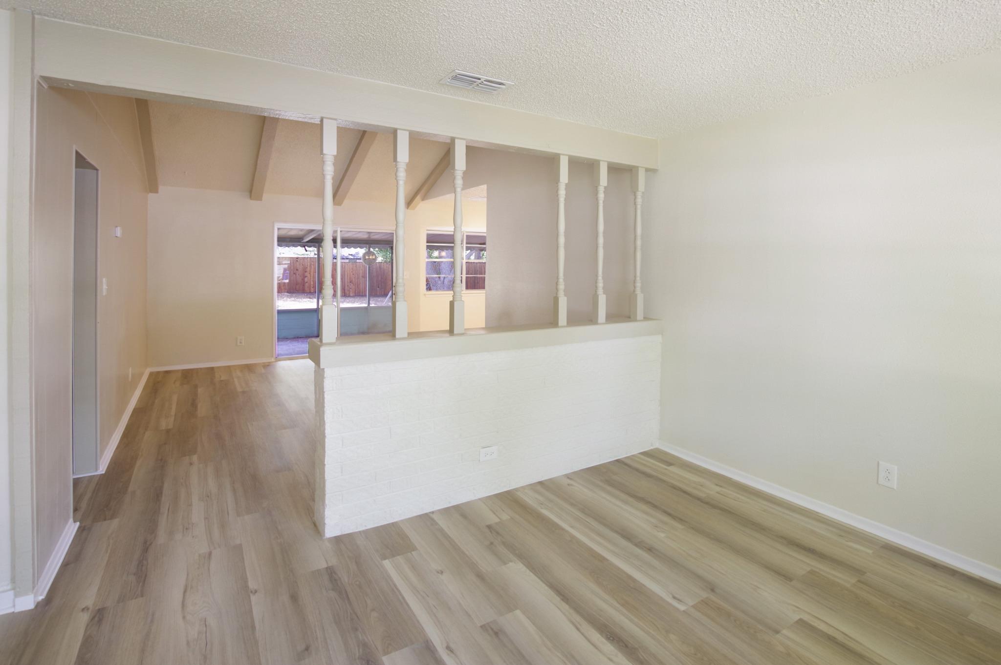 9801 Ochiltree Dr, Austin, TX 78753