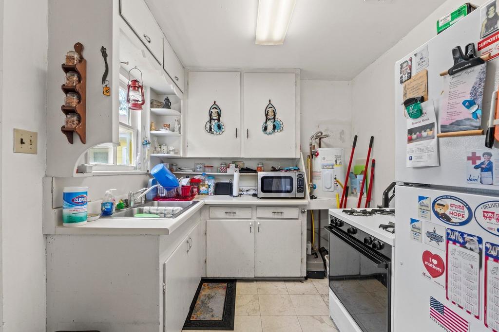 2710 Manor Rd, Austin, TX 78722