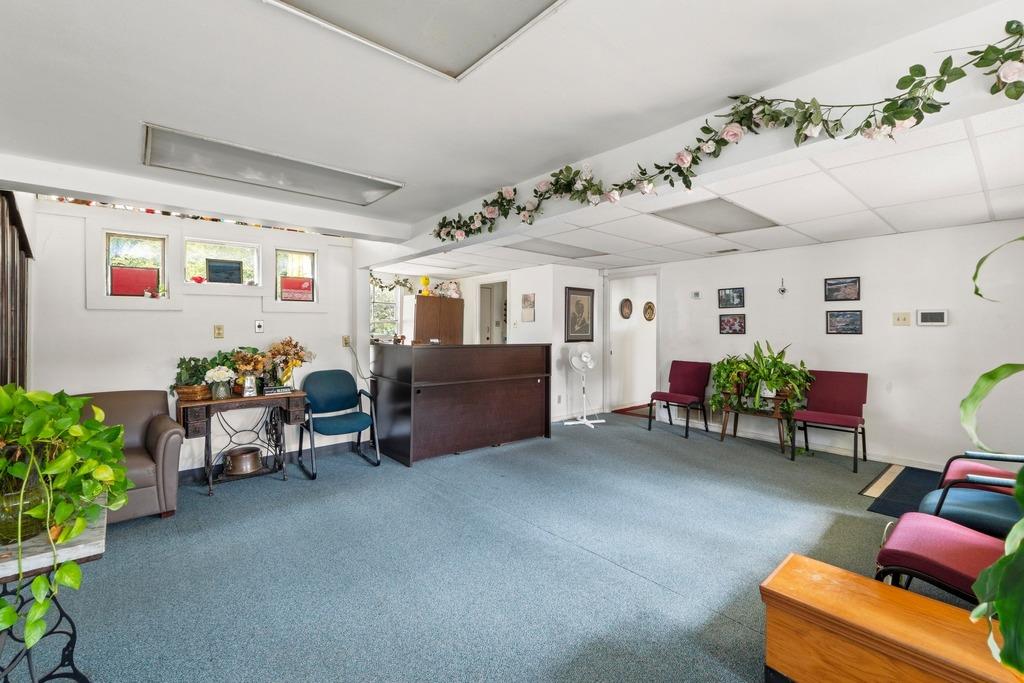 2710 Manor Rd, Austin, TX 78722