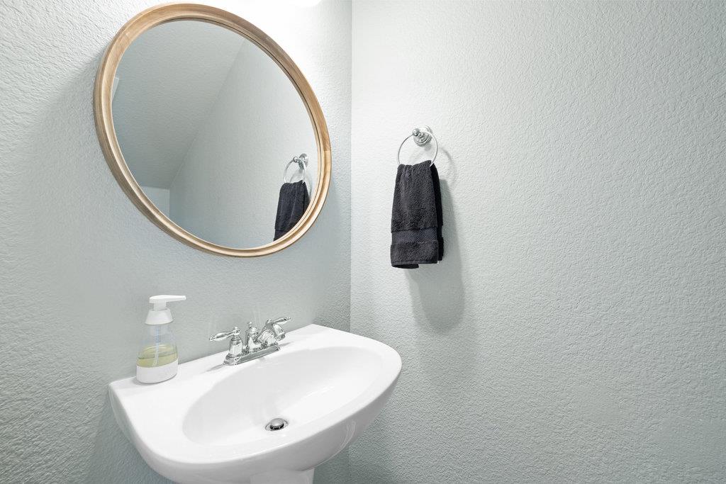 19200 White Horse Cv, Spicewood, TX 78669