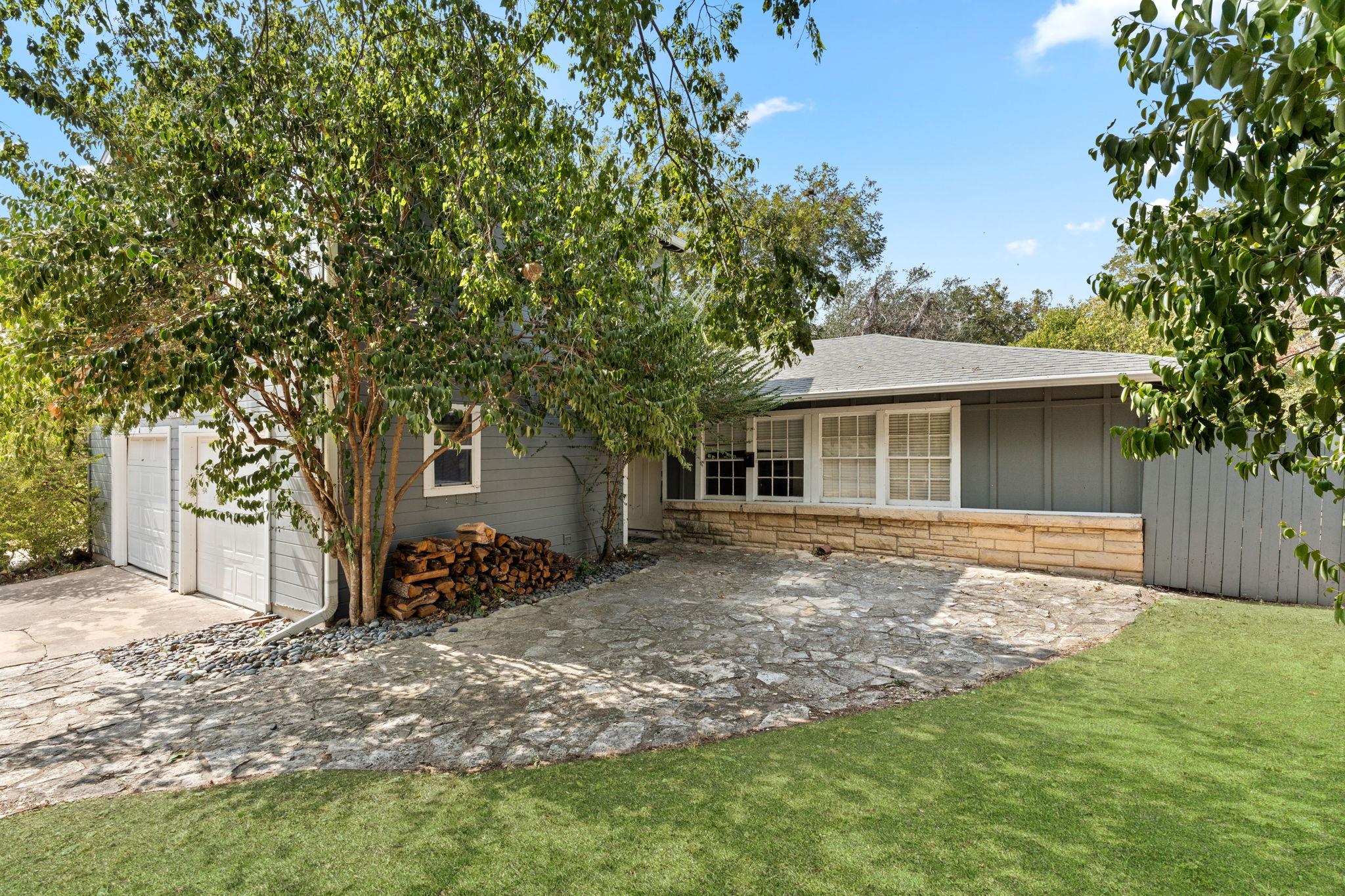 2208 Forest Trl, Austin, TX 78703