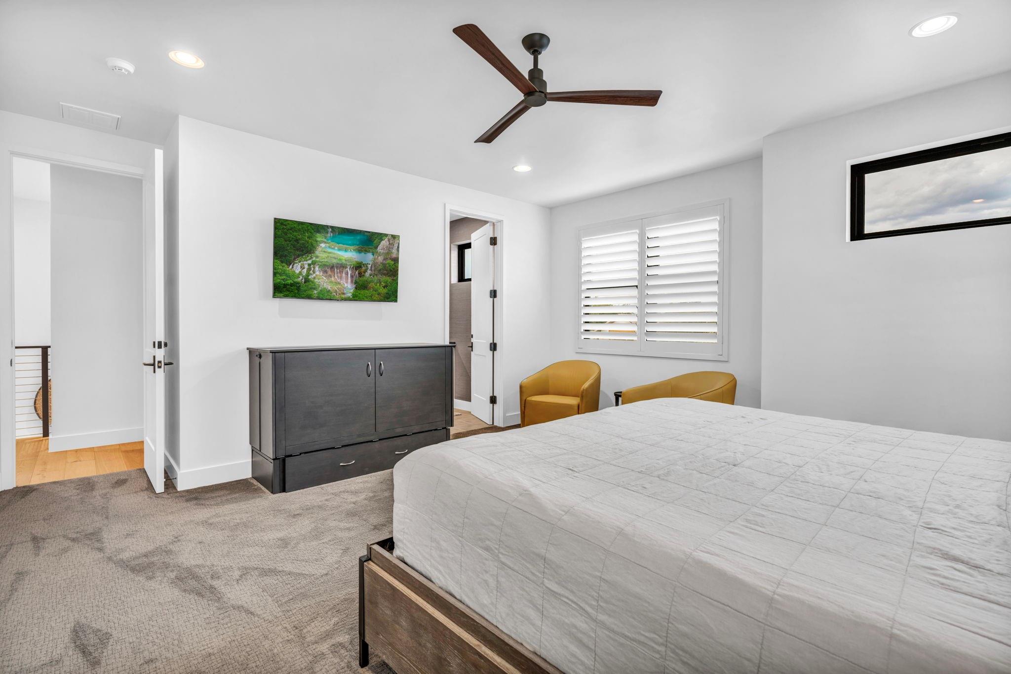 103 Cove East Dr, Horseshoe Bay, TX 78657