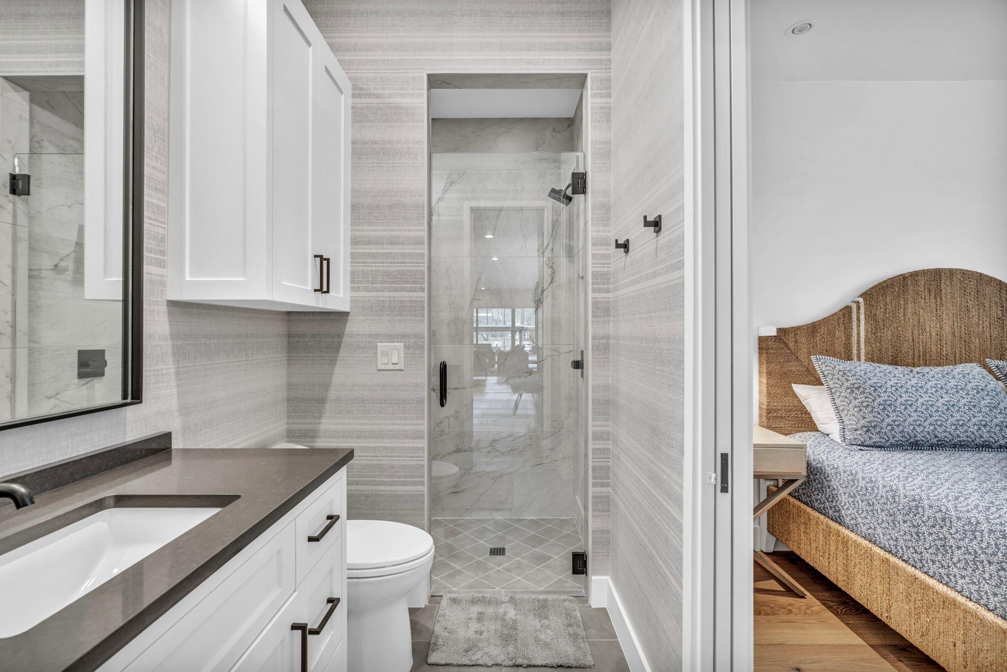 103 Cove East Dr, Horseshoe Bay, TX 78657