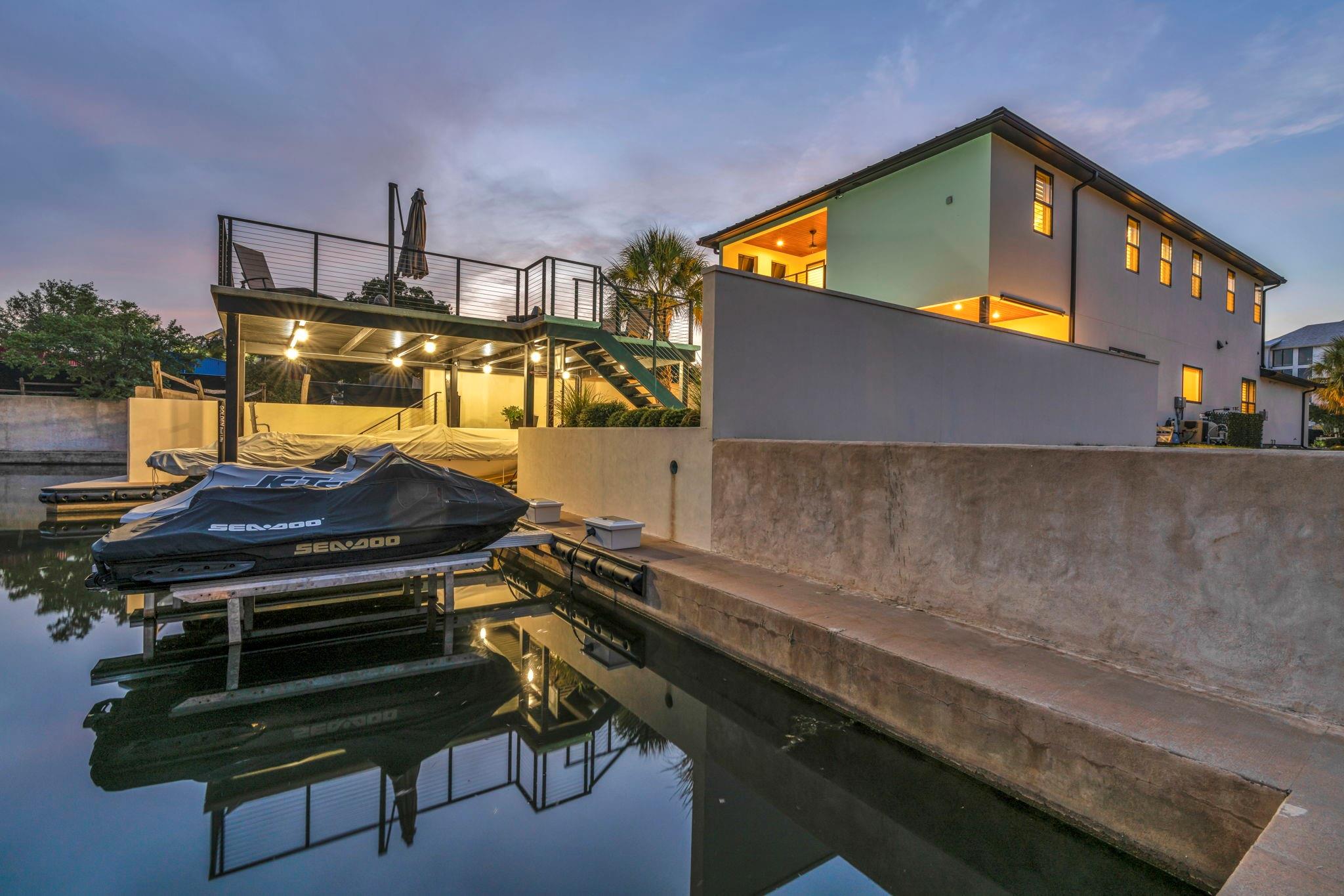 103 Cove East Dr, Horseshoe Bay, TX 78657