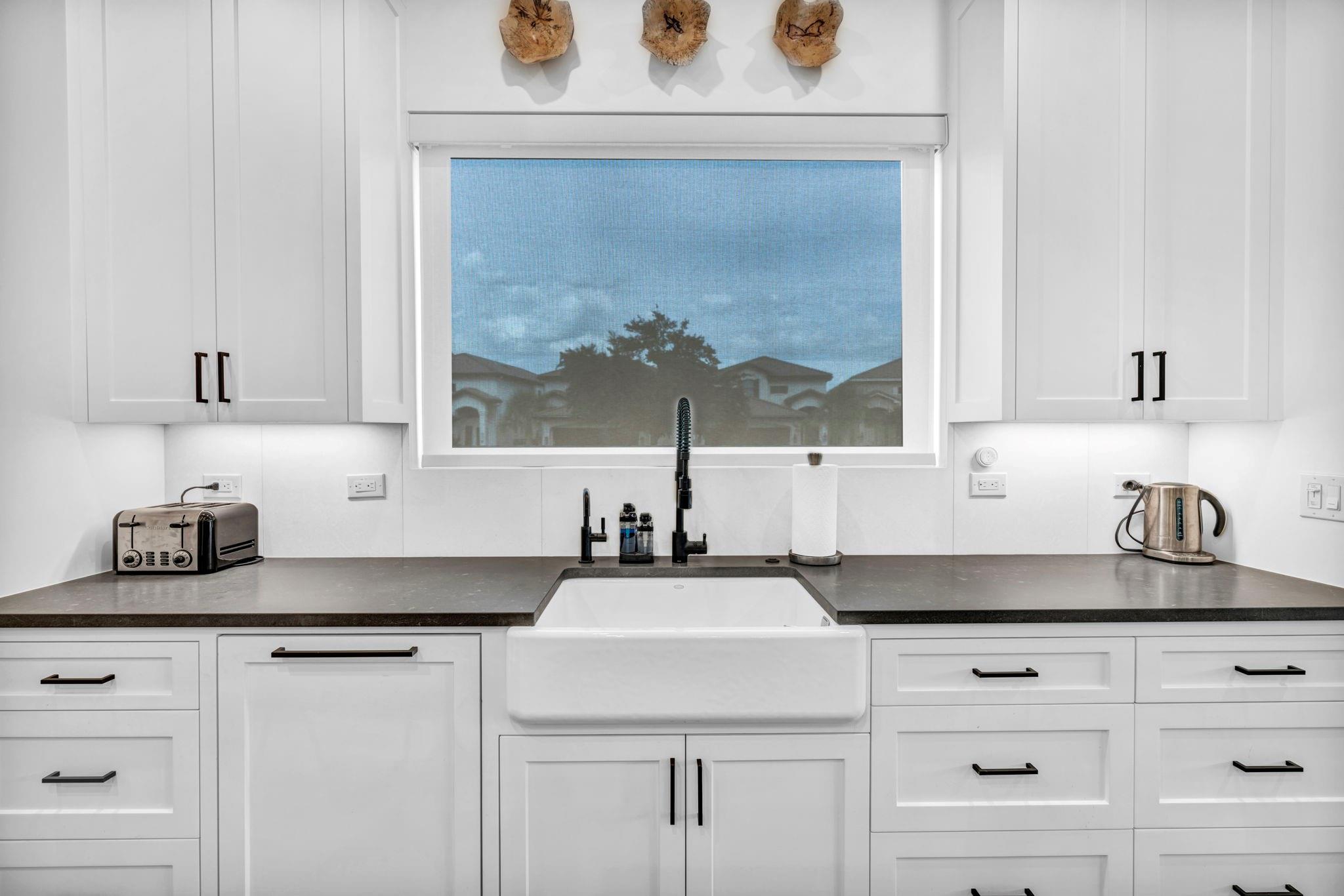 103 Cove East Dr, Horseshoe Bay, TX 78657