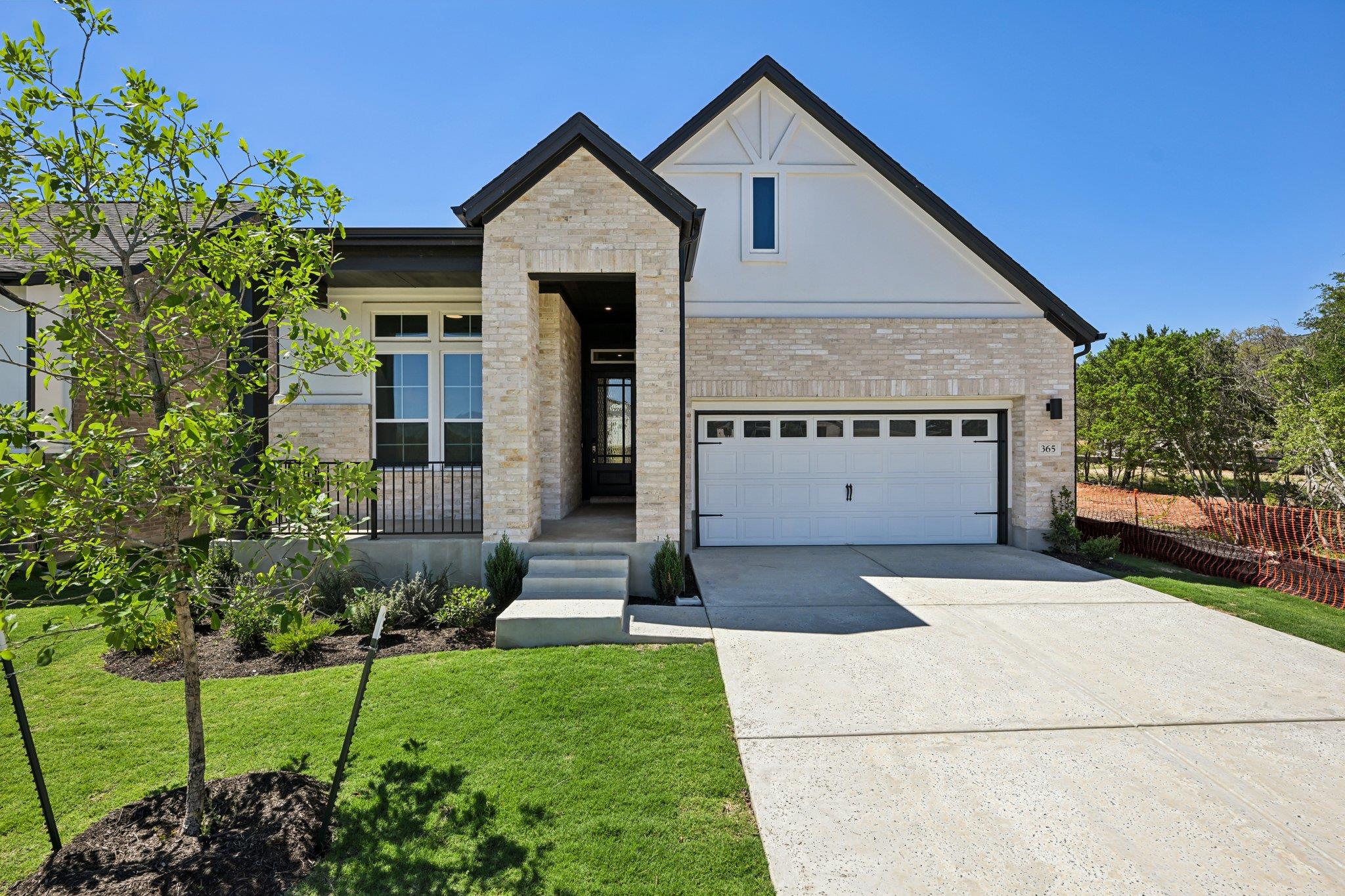 365 San Saba Dr, Buda, TX 78610