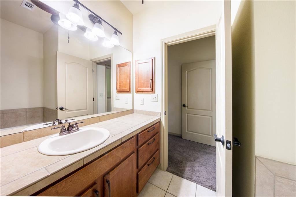 2101 Town Centre Dr # 1504, Round Rock, TX 78664