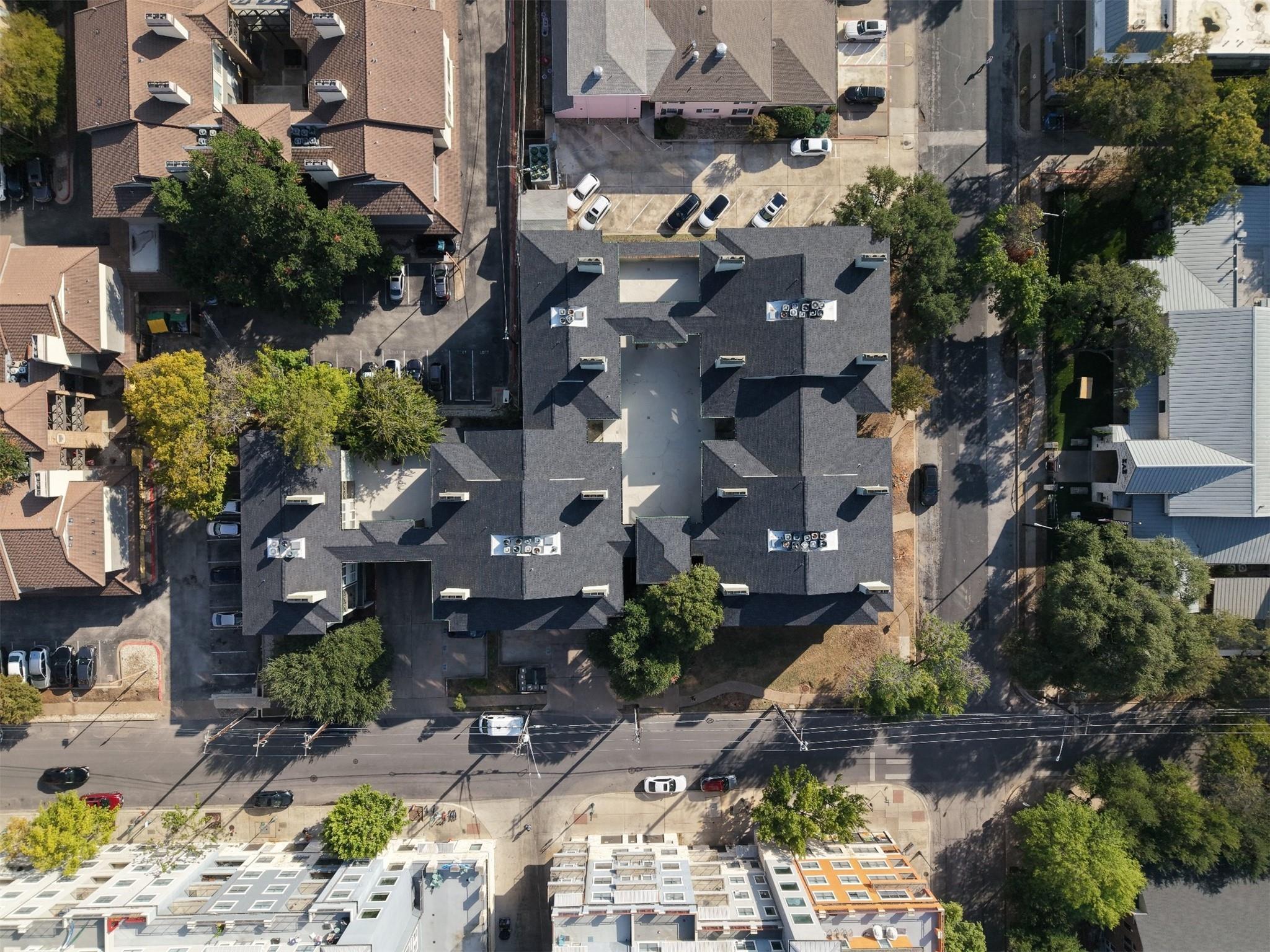 807 W 25th St # 207, Austin, TX 78705