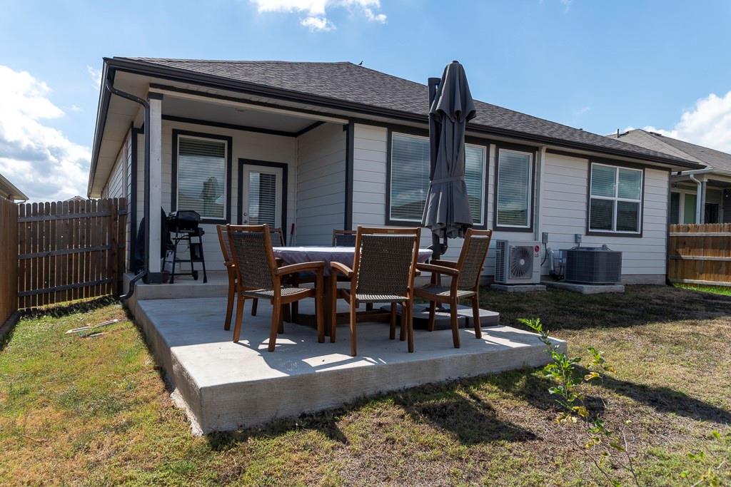 123 Wichita River Rd, Hutto, TX 78634