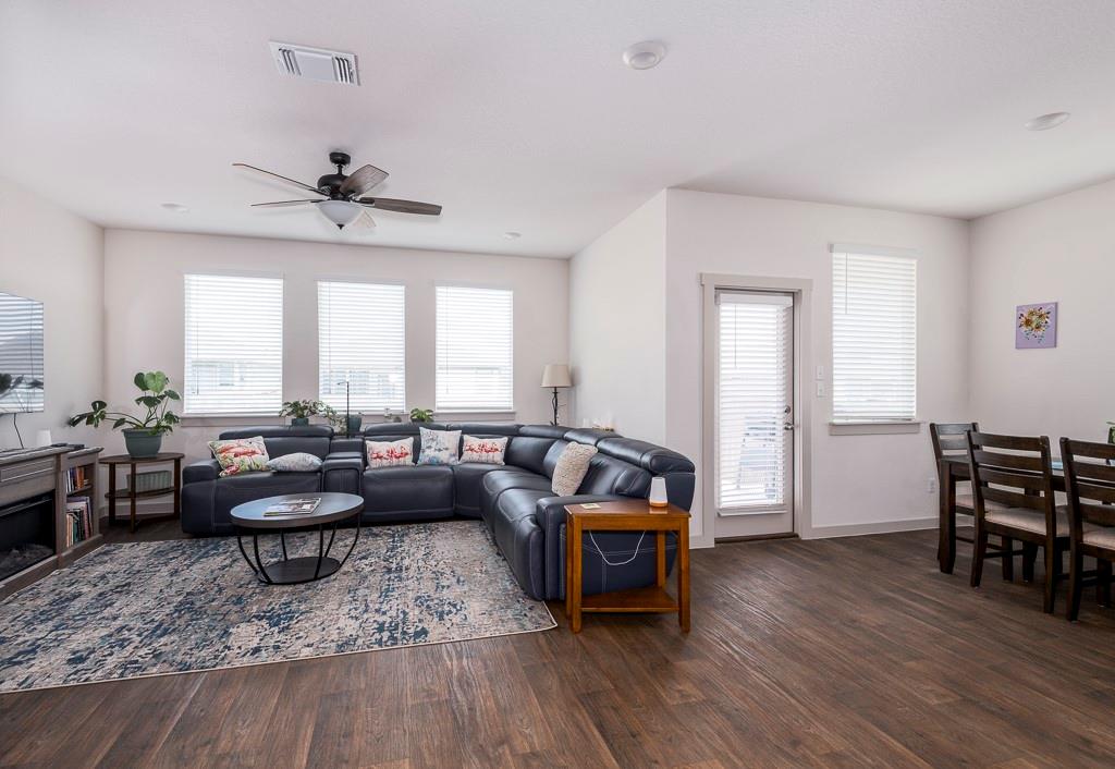 123 Wichita River Rd, Hutto, TX 78634