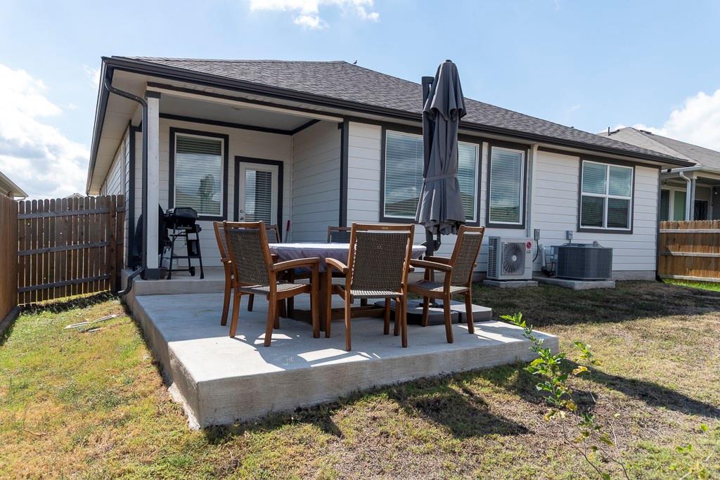 123 Wichita River Rd, Hutto, TX 78634