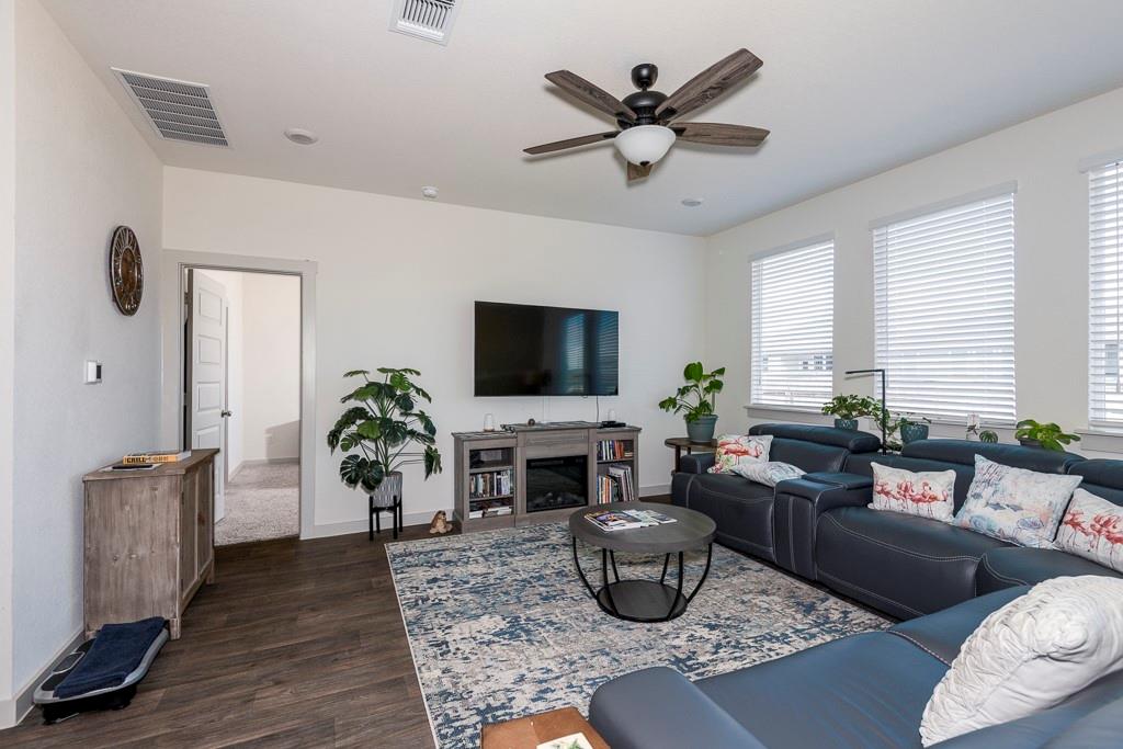 123 Wichita River Rd, Hutto, TX 78634