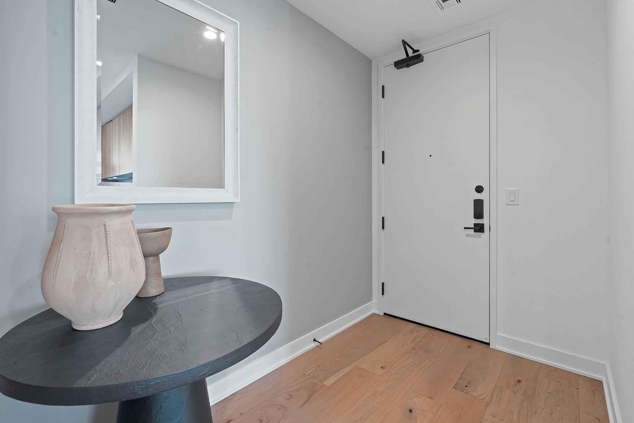 84 East Ave # 2410, Austin, TX 78701