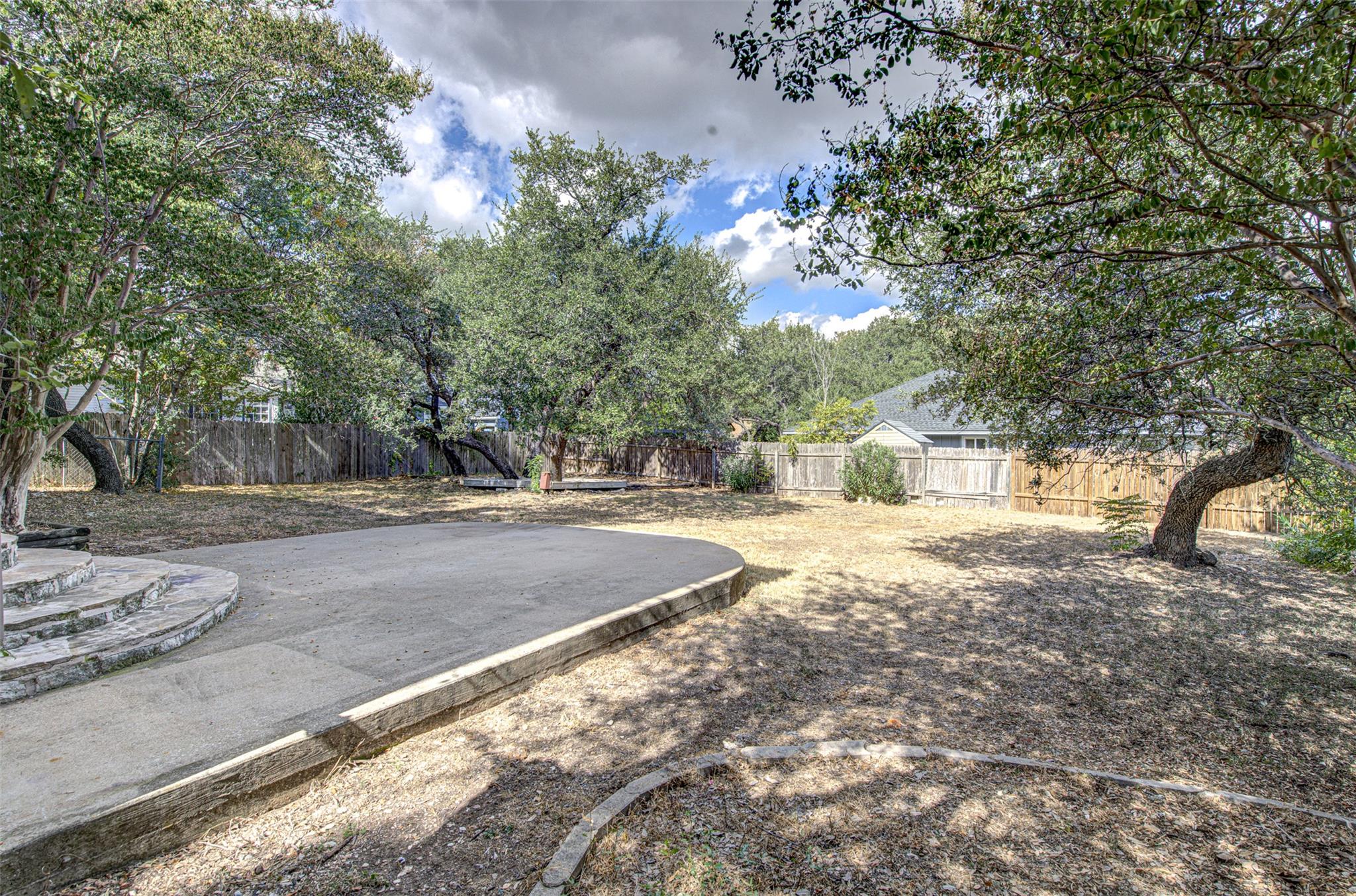 1401 Deepwoods Trl, Leander, TX 78641