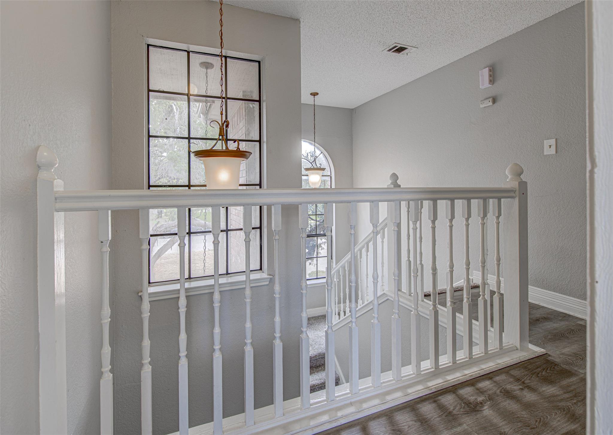 1401 Deepwoods Trl, Leander, TX 78641