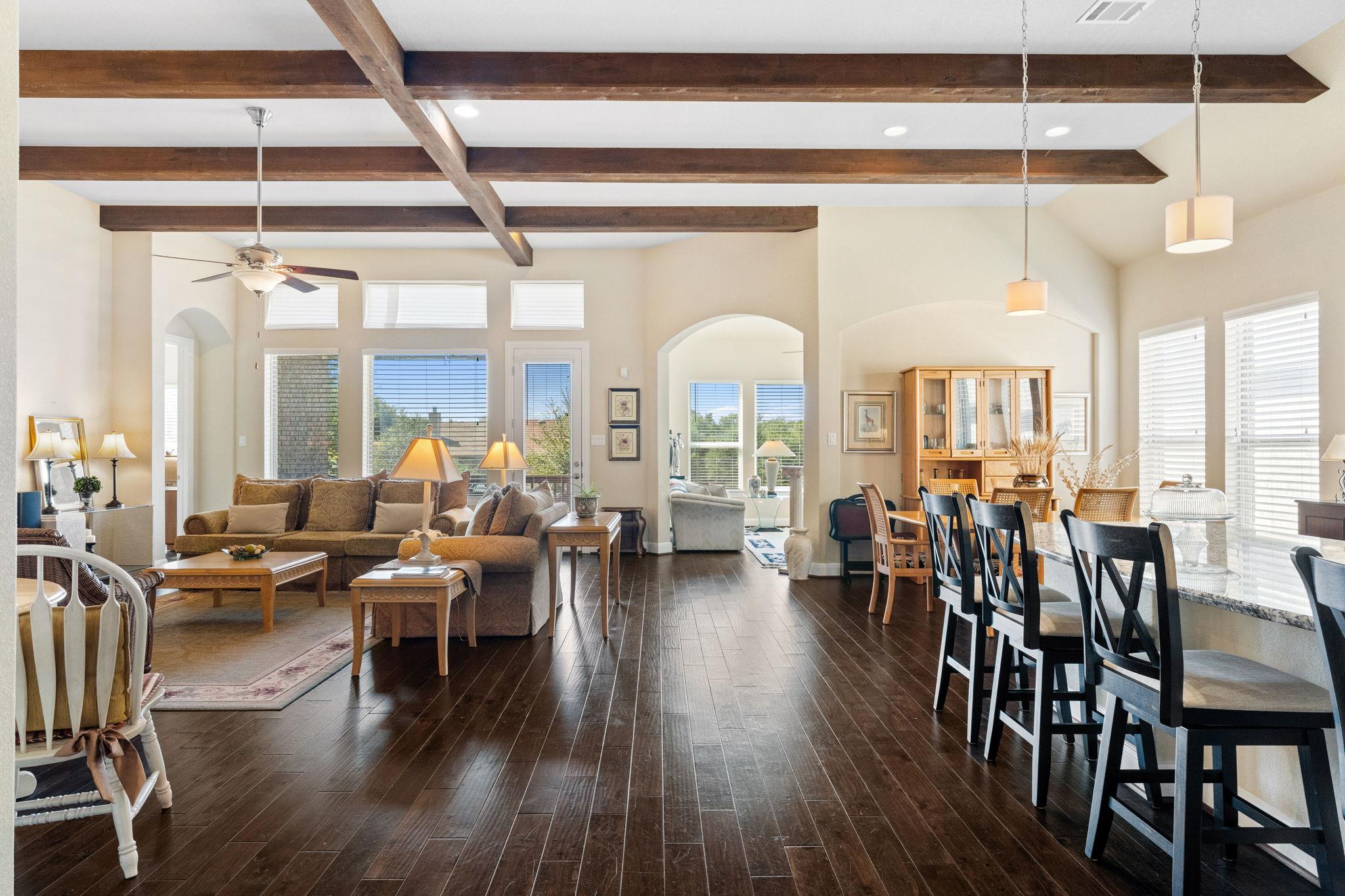 821 Richardson Ln, Leander, TX 78641