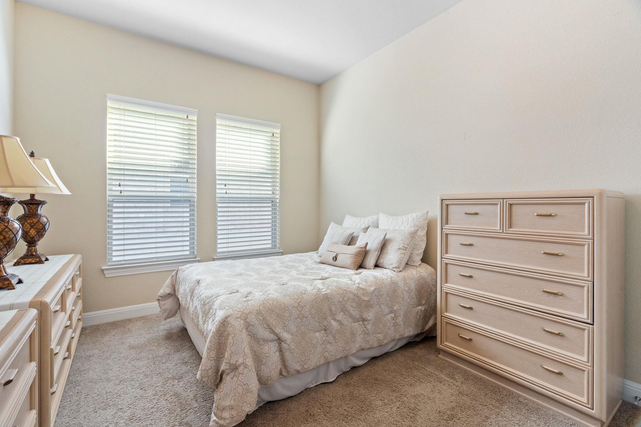 821 Richardson Ln, Leander, TX 78641