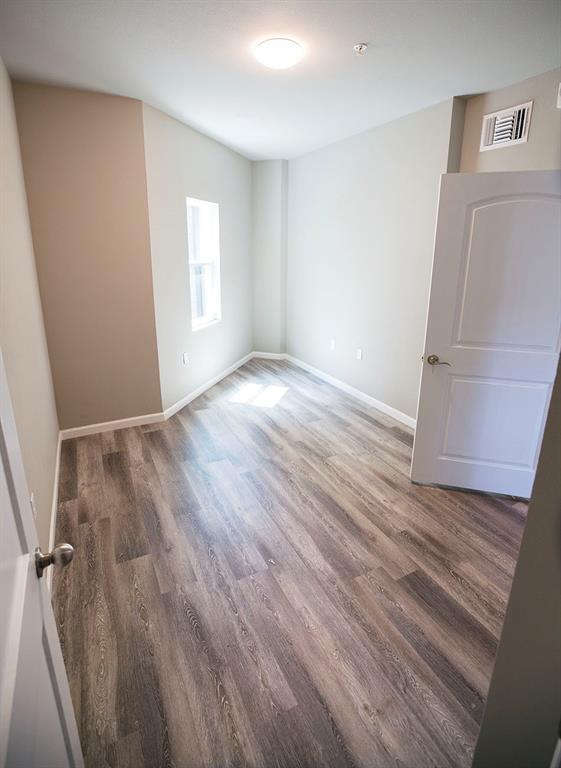 911 W 22nd St # 303, Austin, TX 78705