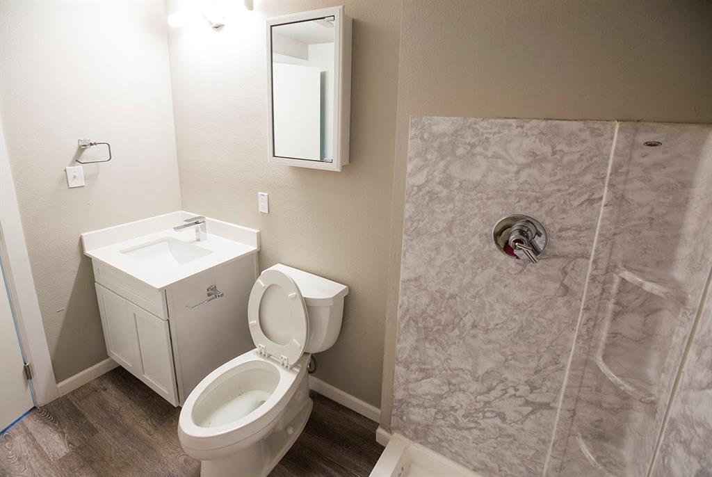 911 W 22nd St # 303, Austin, TX 78705