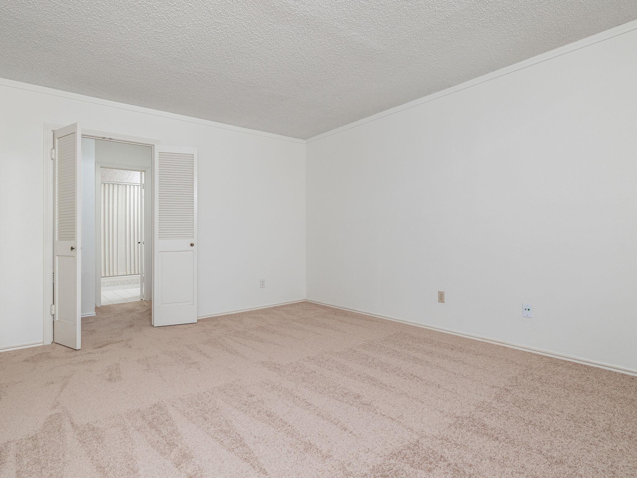 8216 Summer Side Dr, Austin, TX 78759