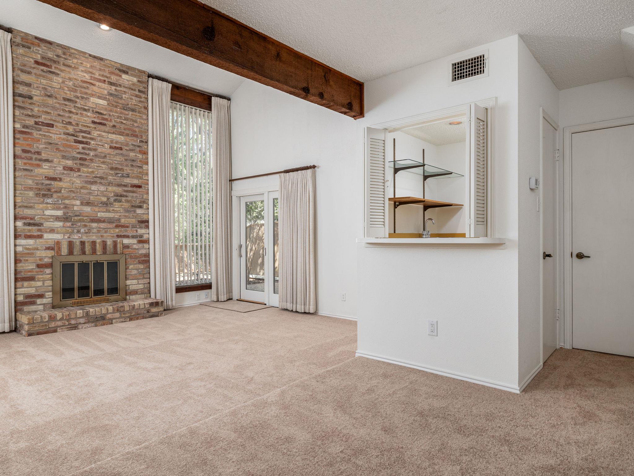 8216 Summer Side Dr, Austin, TX 78759