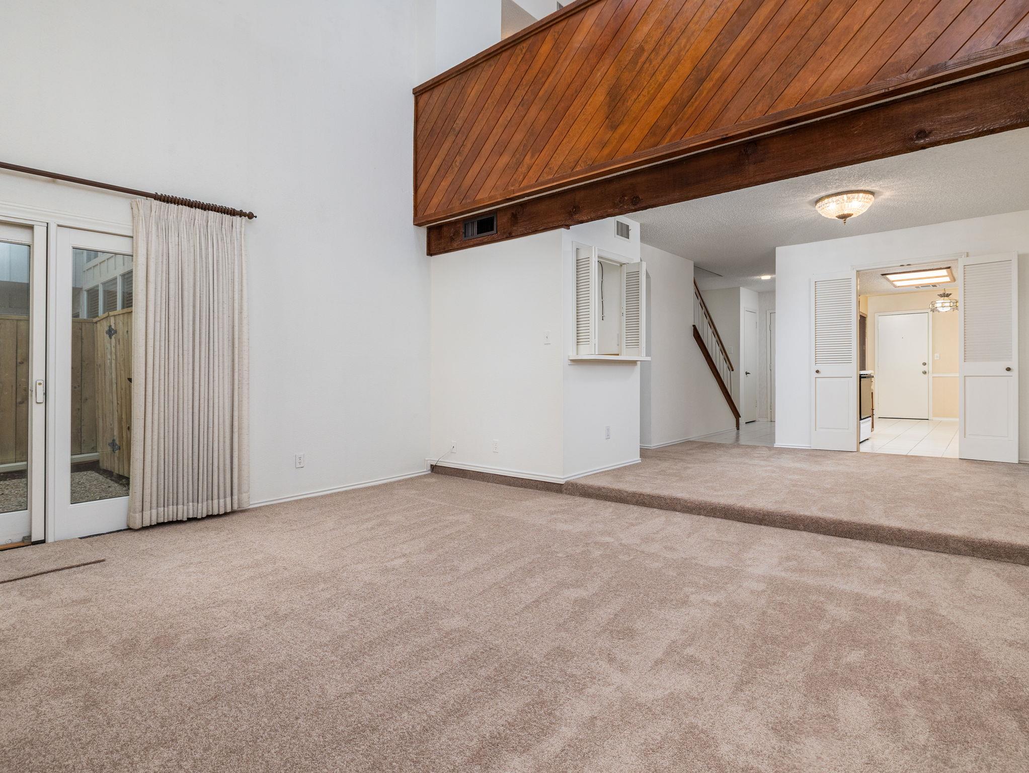 8216 Summer Side Dr, Austin, TX 78759