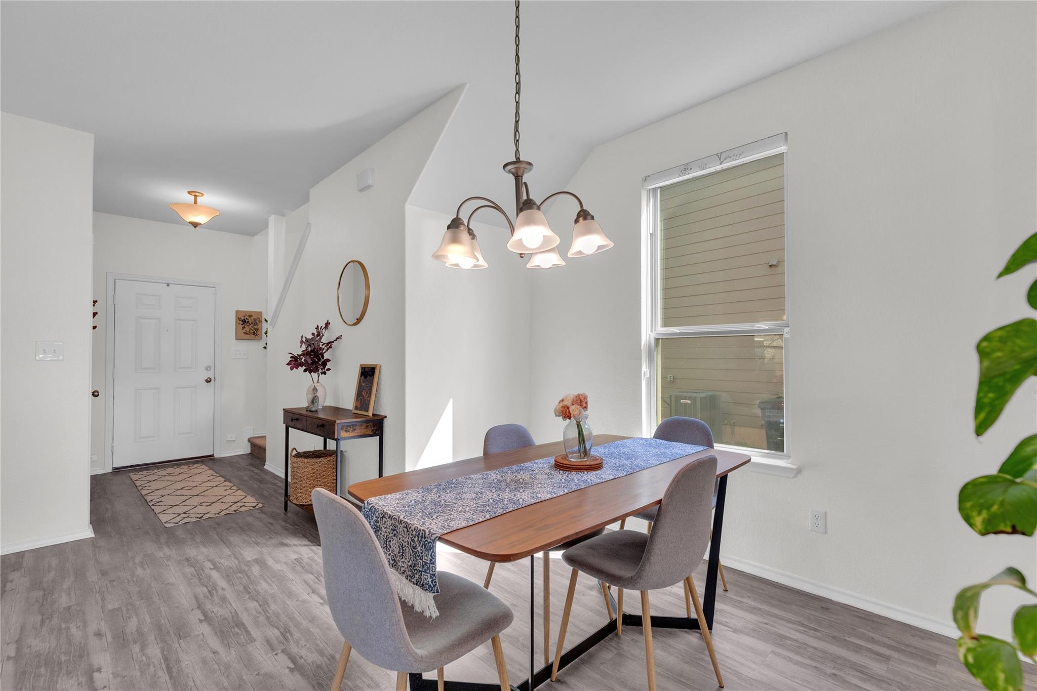 105 Spotted Rail Rdg, Leander, TX 78641