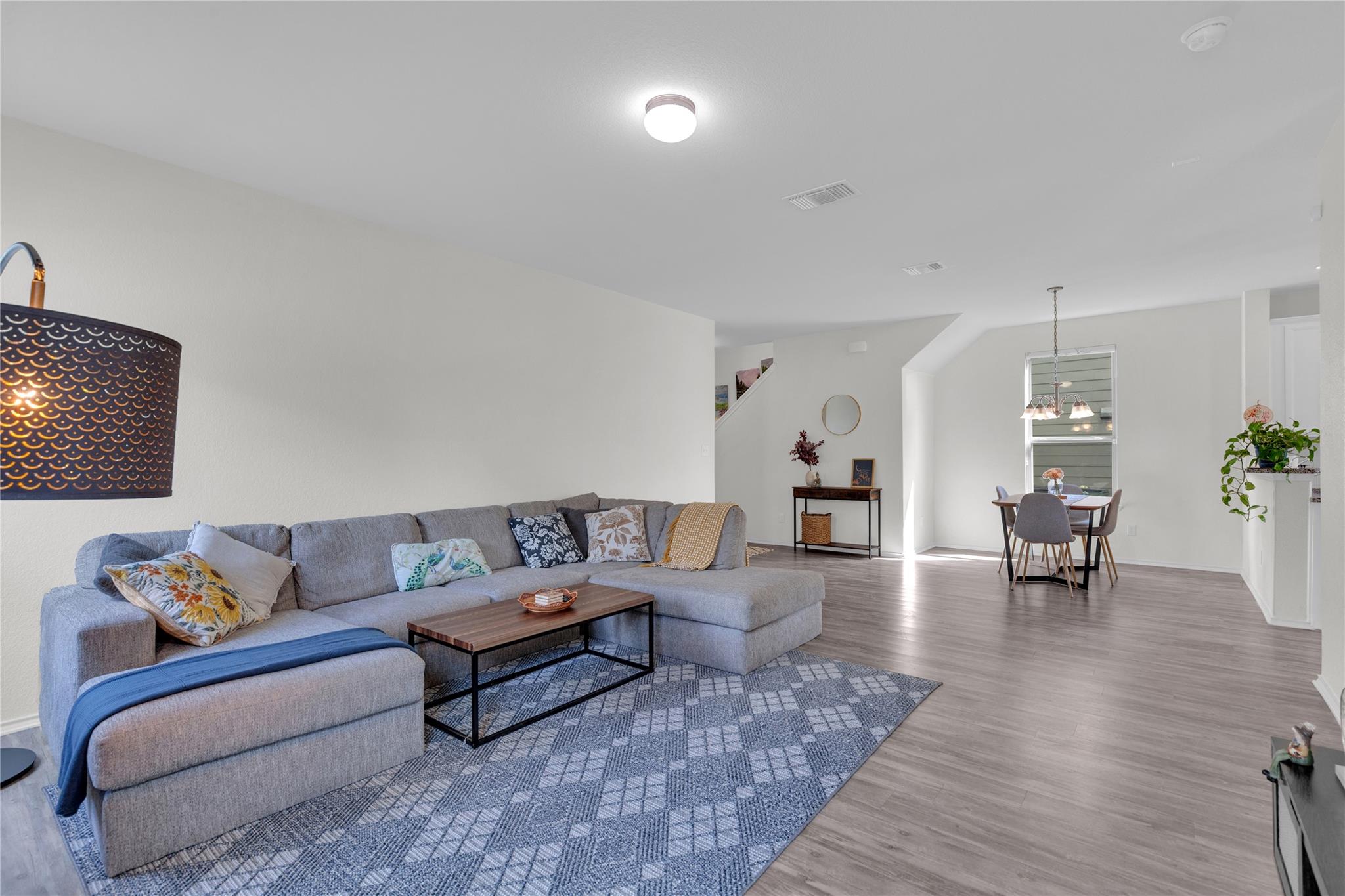 105 Spotted Rail Rdg, Leander, TX 78641