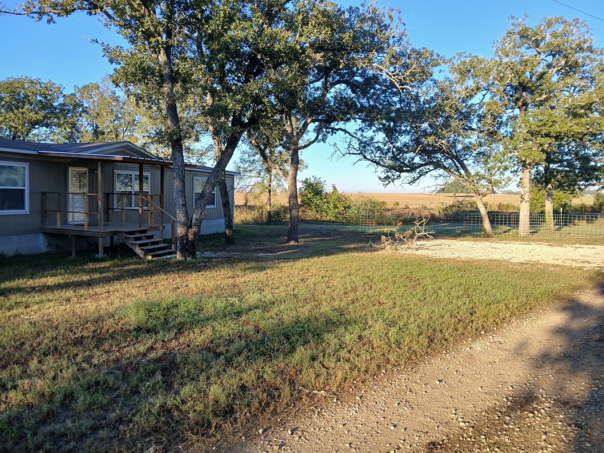 8717 Fm 1115 # C, Flatonia, TX 78941