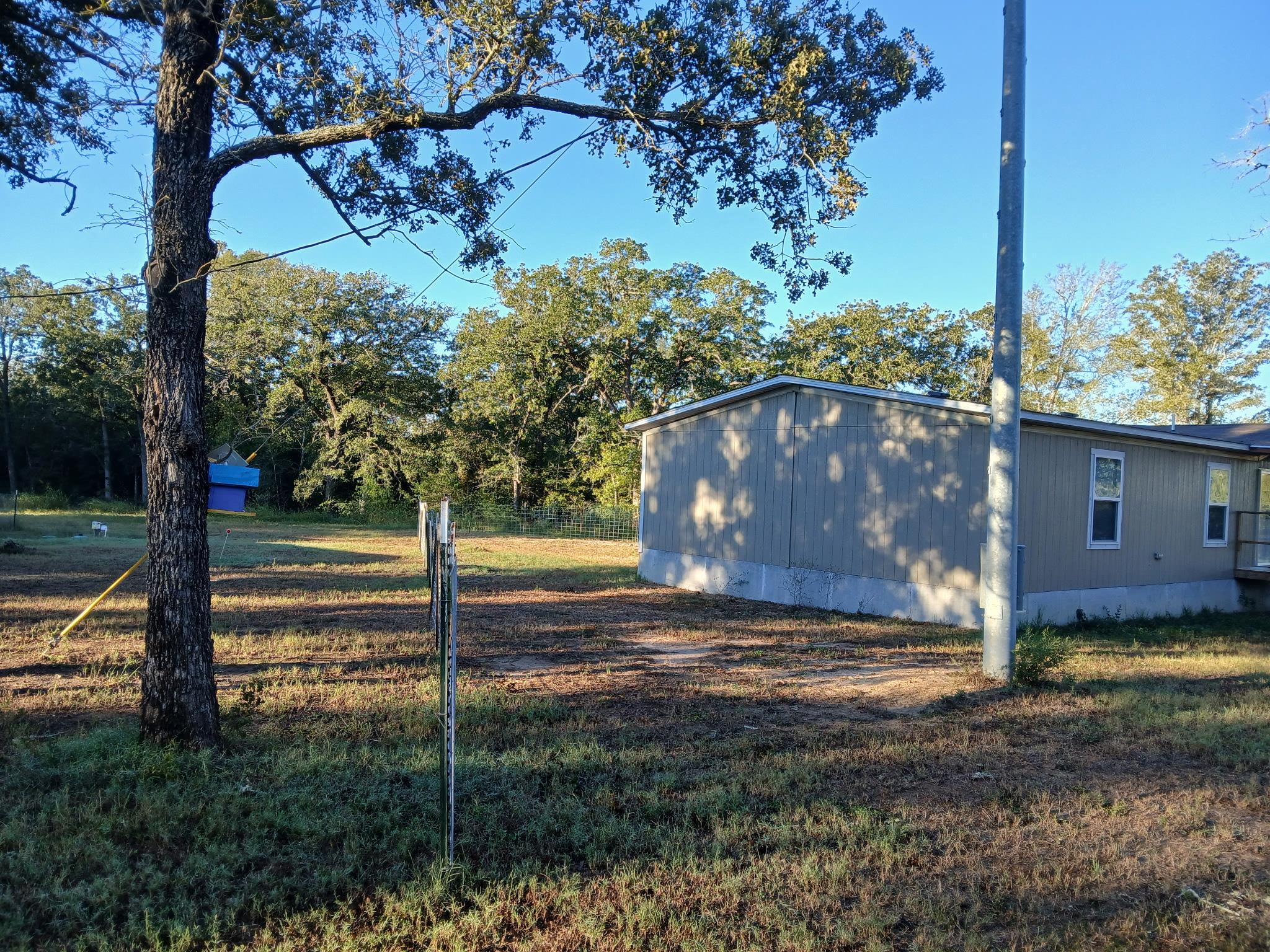 8717 Fm 1115 # C, Flatonia, TX 78941