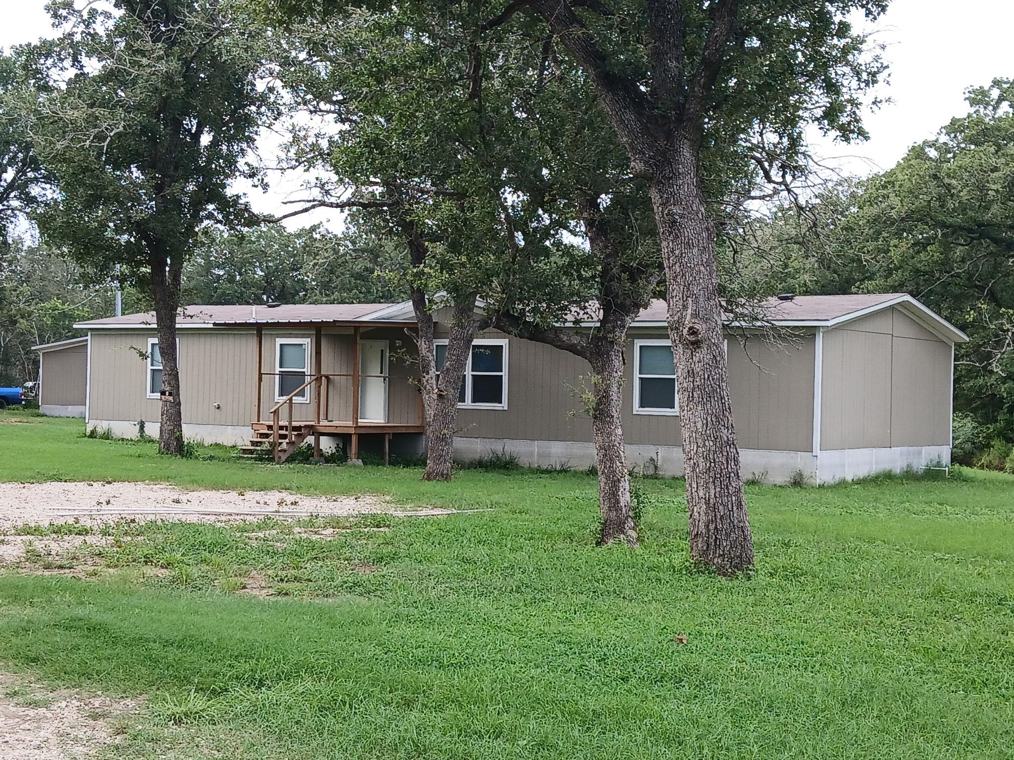 8717 Fm 1115 # C, Flatonia, TX 78941