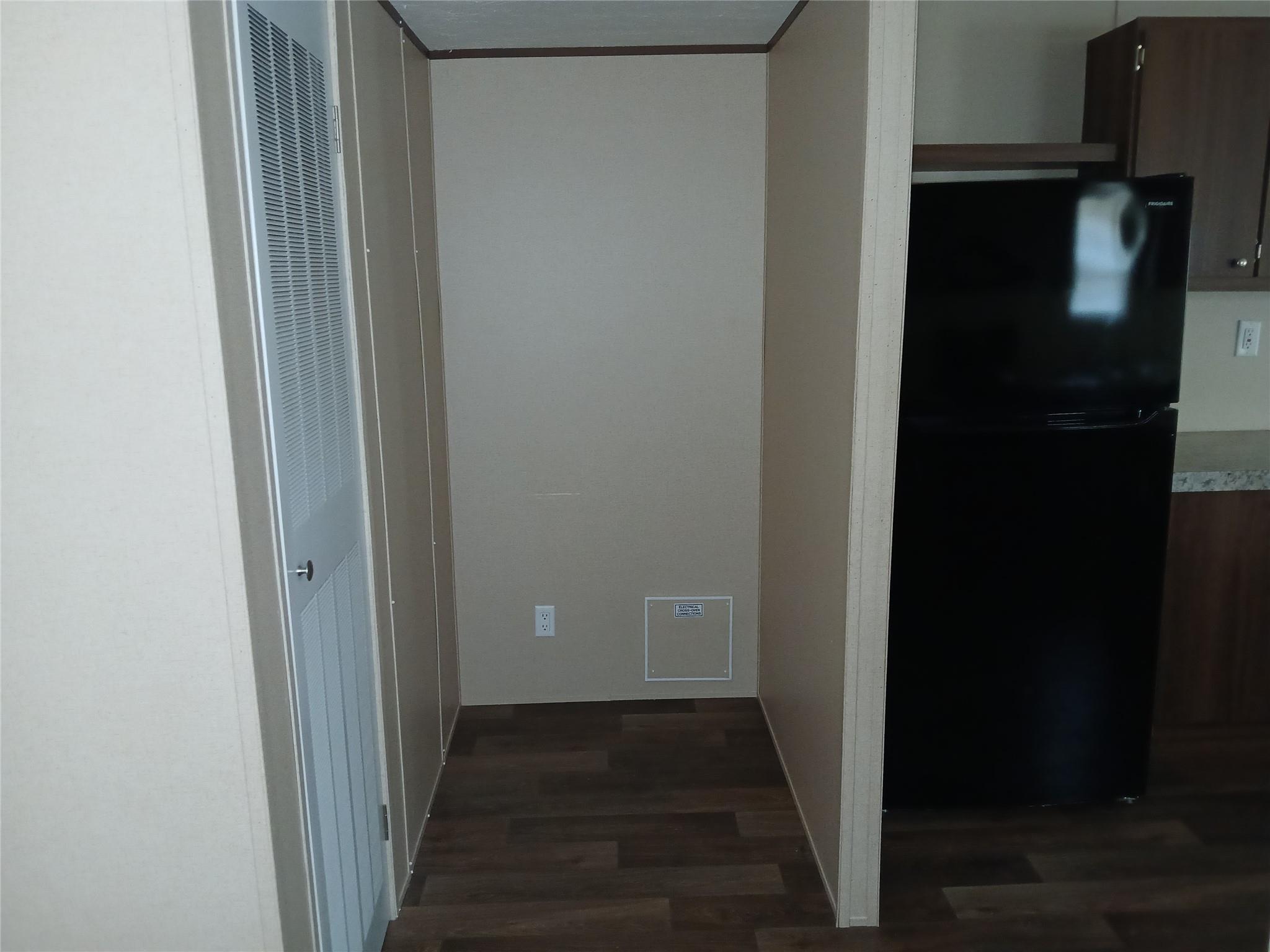 8717 Fm 1115 # C, Flatonia, TX 78941