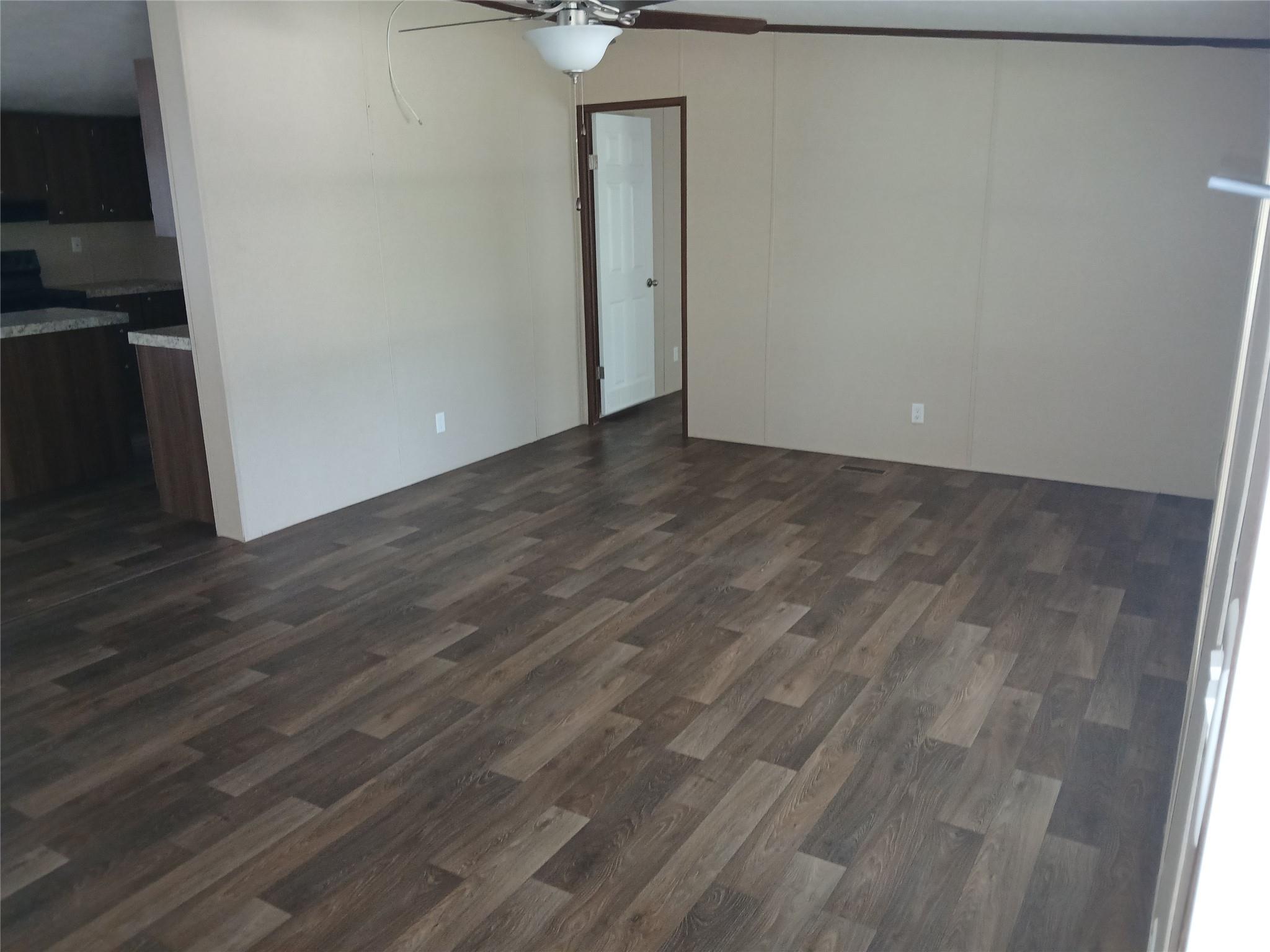 8717 Fm 1115 # C, Flatonia, TX 78941