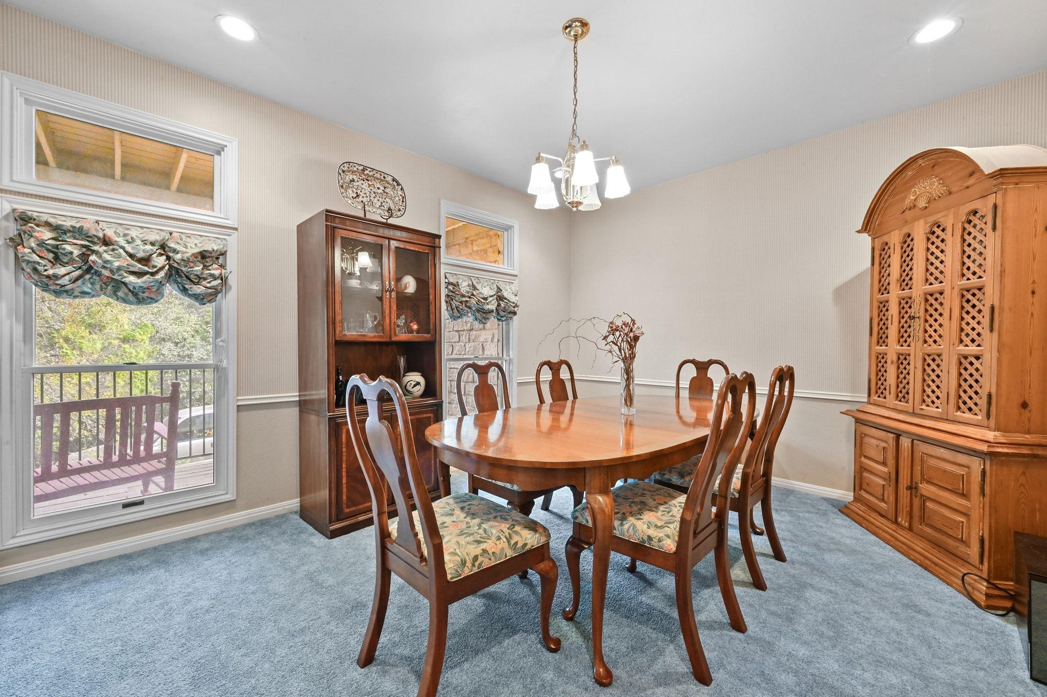 2 Rock Way Cv, Austin, TX 78746