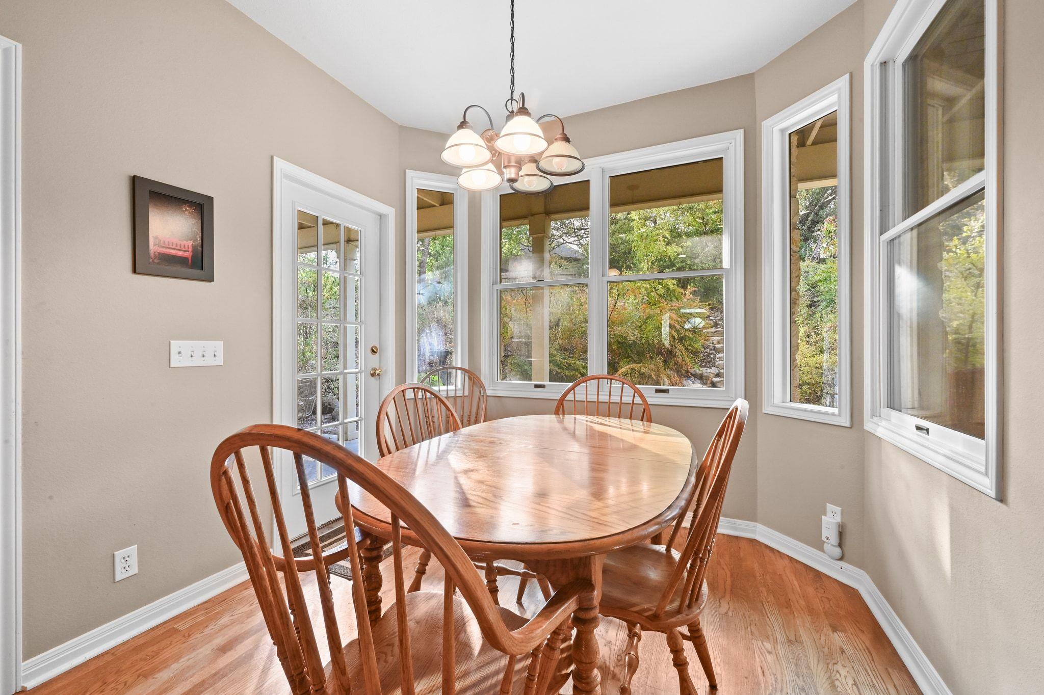 2 Rock Way Cv, Austin, TX 78746