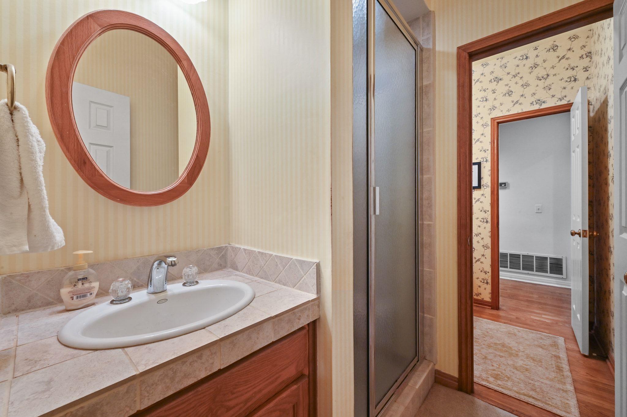 2 Rock Way Cv, Austin, TX 78746